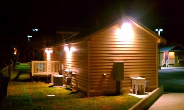 Fieldhouse Inn & Conference Center Kenedy Luaran gambar